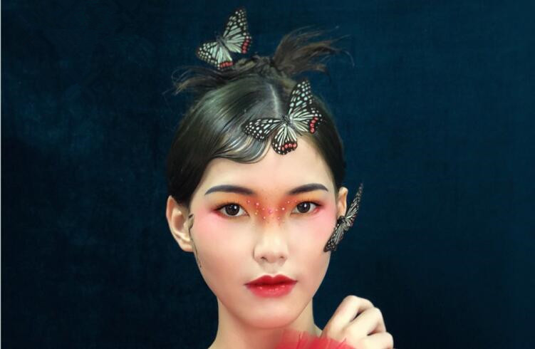 元?dú)夂麏y容，彰顯南寧學(xué)彩妝的學(xué)校哪家?guī)熧Y強(qiáng)