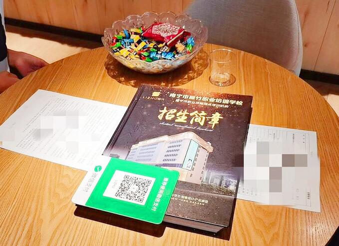 因?yàn)樾湃?，麗竹學(xué)校生源不斷暴漲