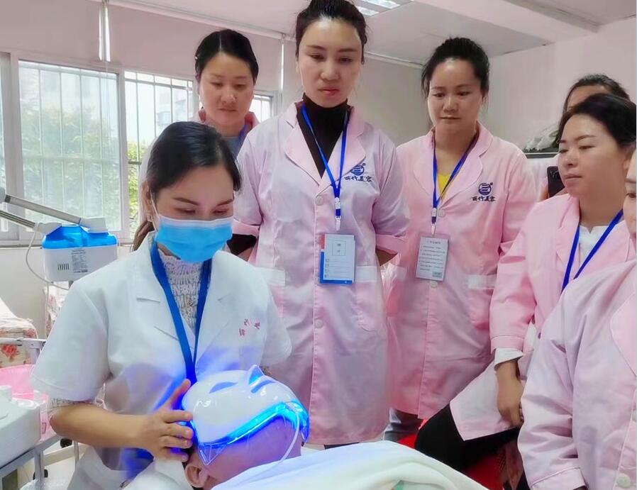如何使用美容儀器小氣泡？南寧美容培訓(xùn)班教你方法