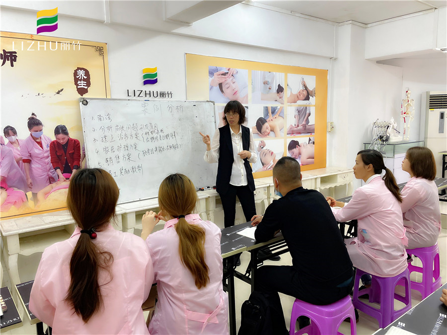 學(xué)習(xí)案例分析的重要性，南寧美容培訓(xùn)班告訴你