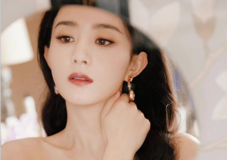 圓臉女孩溫柔學姐妝教程，告訴你南寧哪里教的化妝時尚