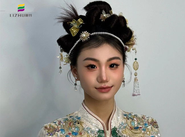  新中式秀禾造型，廣西新娘妝容造型培訓